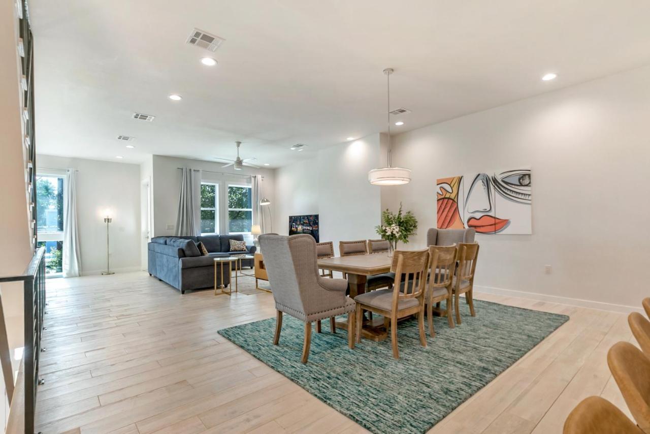 Beautiful Townhouse In A Gated Community Holiday home