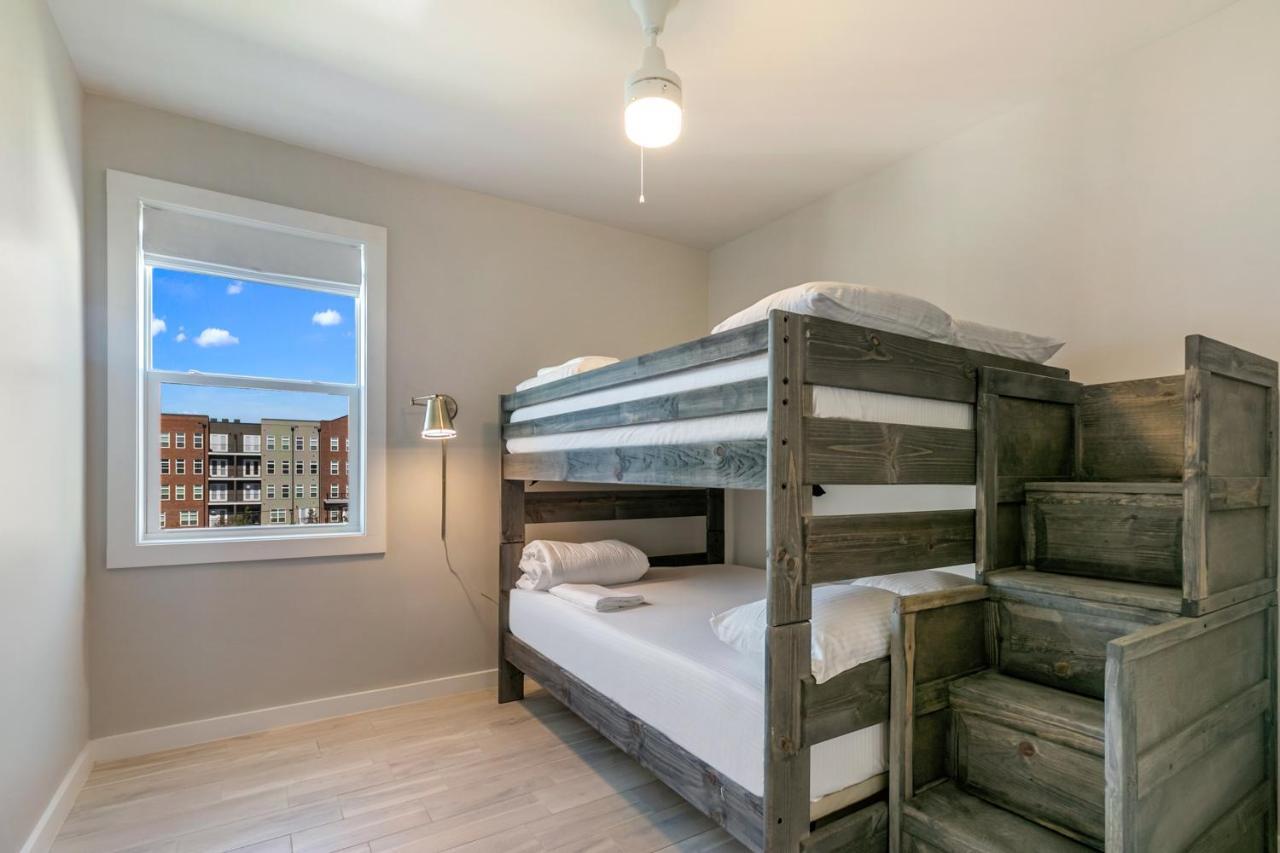 Beautiful Townhouse In A Gated Community * New Orleans
